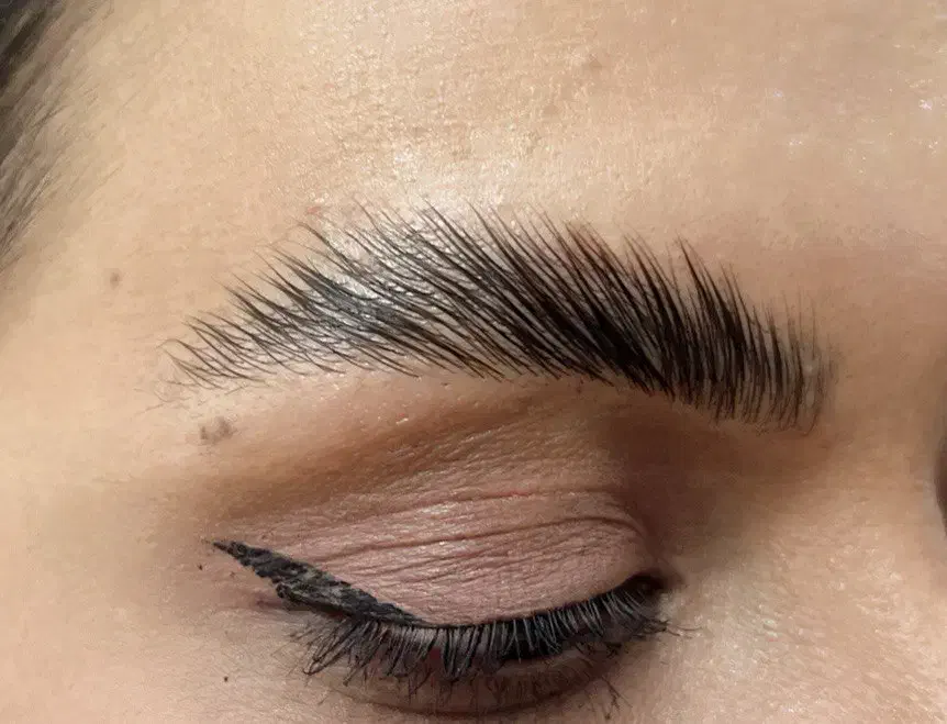 اکستنشن مژه و لیفت مژه ابرو*|خدمات آرایشگری و زیبایی|سیرجان, |دیوار