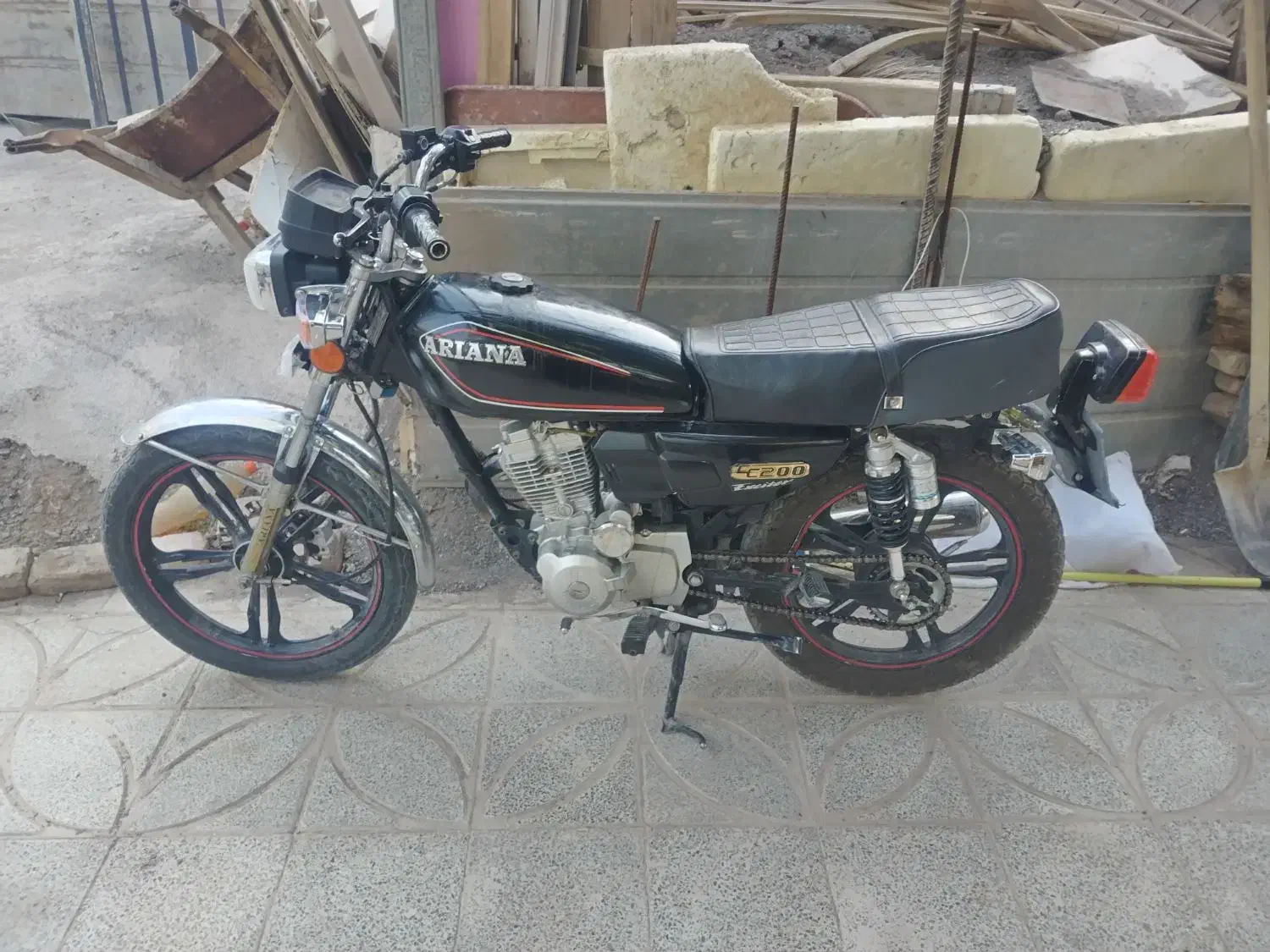 آریانا 200 مدل 1401|موتورسیکلت|بم, |دیوار