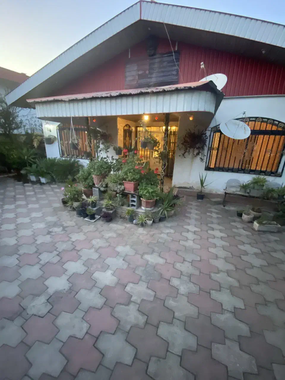 اجاره ویلا ساحلی|اجارهٔ کوتاه‌مدت ویلا و باغ|نشتارود, |دیوار