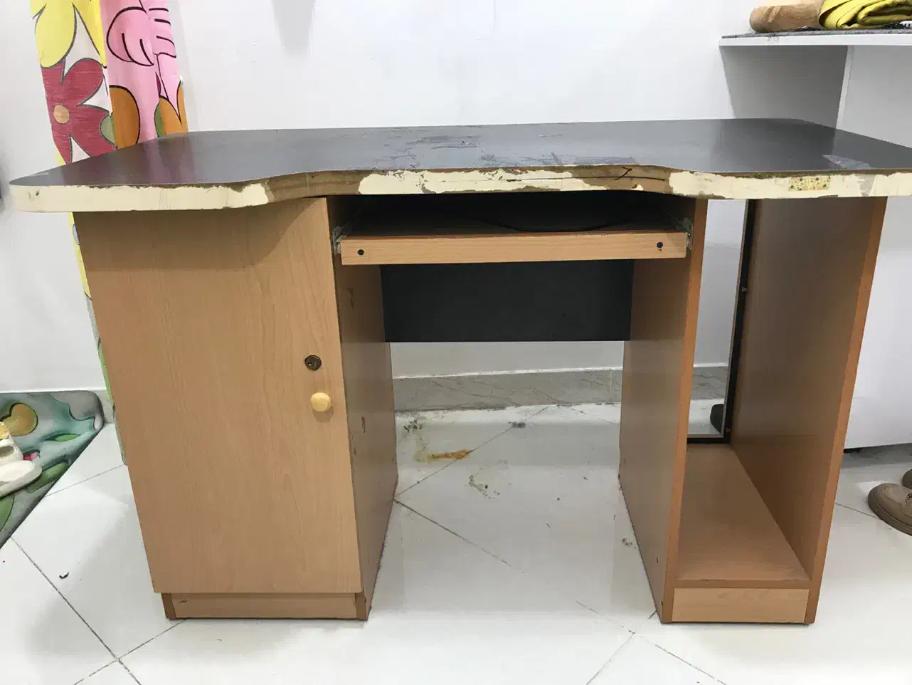 میز کامپیوتر یا میز کار|میز تحریر و کامپیوتر|گنبد کاووس, |دیوار