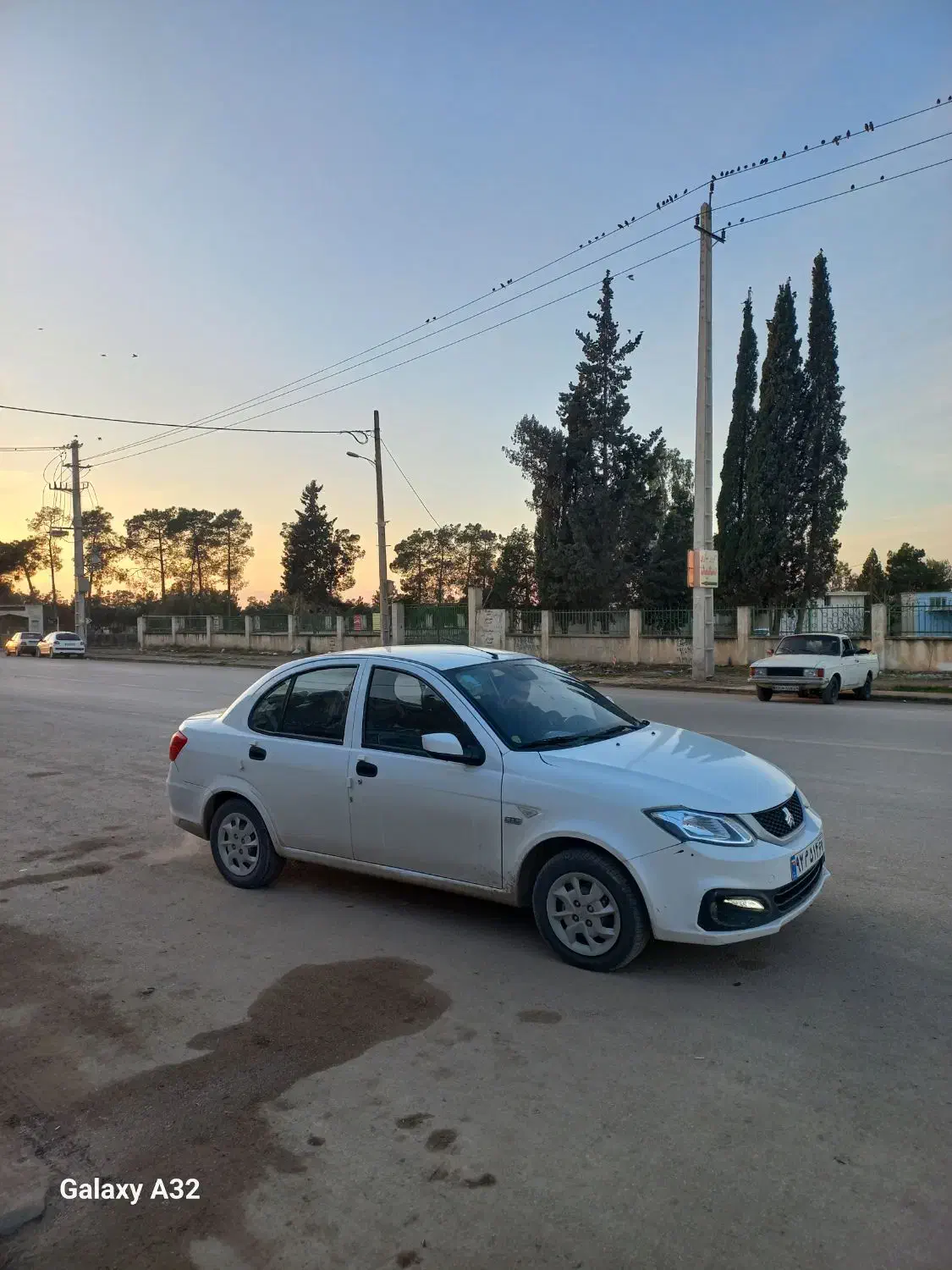 ساینا دوگانه مدل ۴۰۲ بیرنگ پلمپ|خودرو سواری و وانت|گنبد کاووس, |دیوار