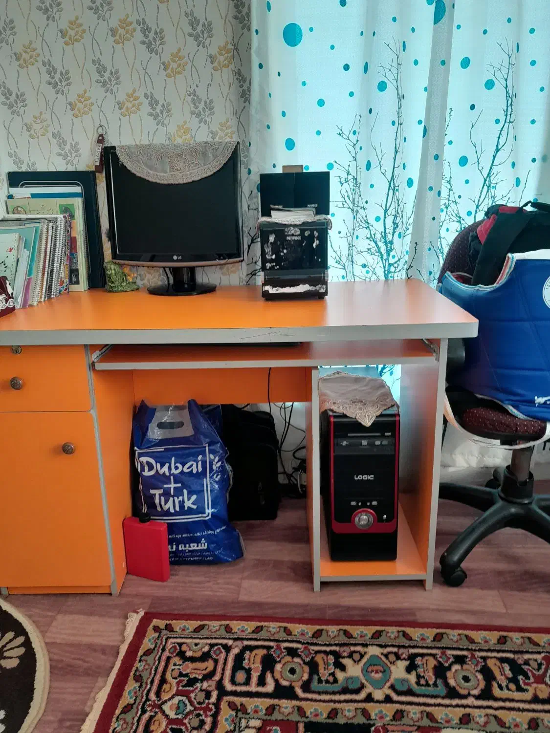 میز تحریر|میز تحریر و کامپیوتر|ارومیه, |دیوار