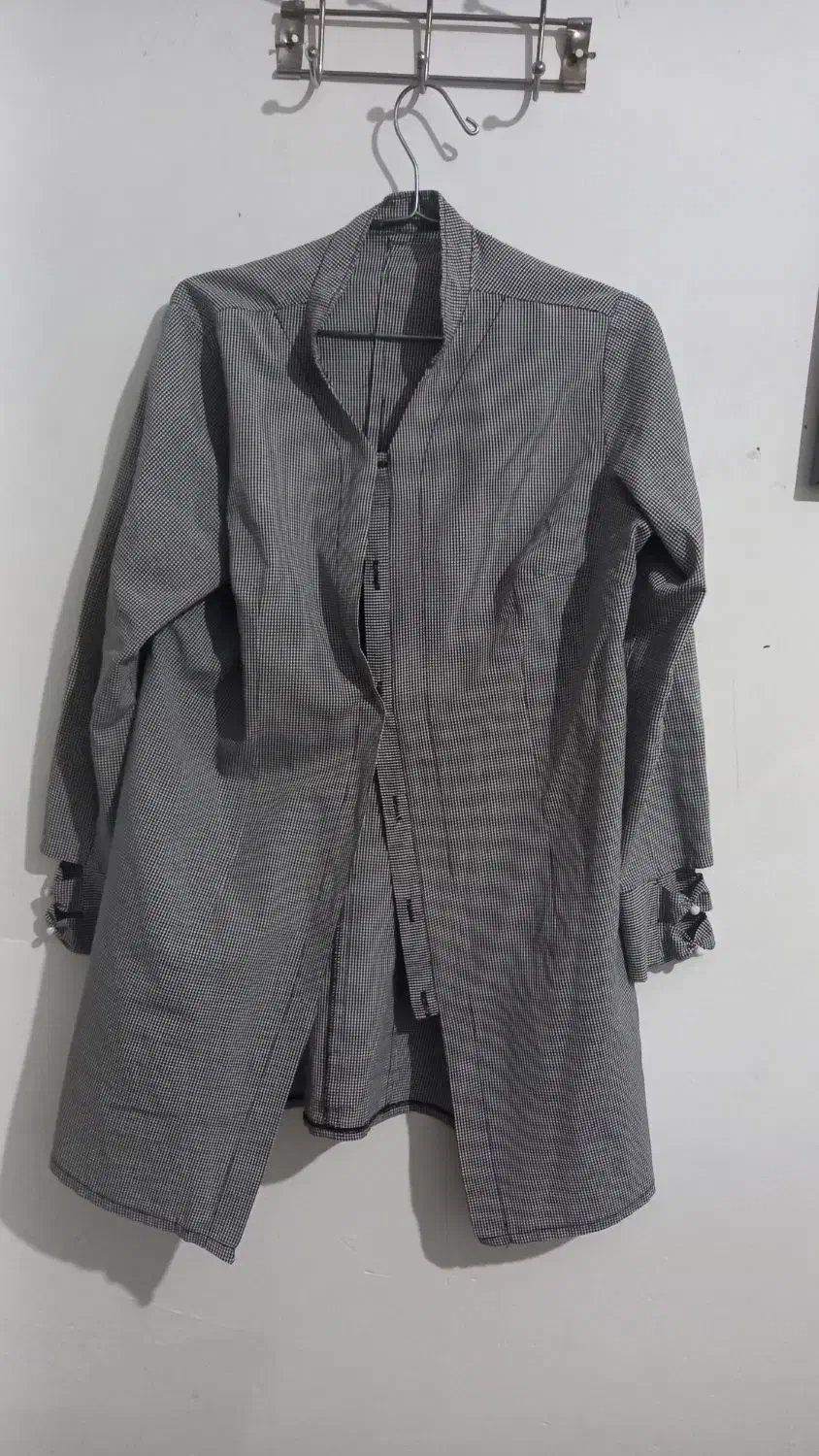 لباس|لباس|لاهیجان, کوی آزادگان|دیوار