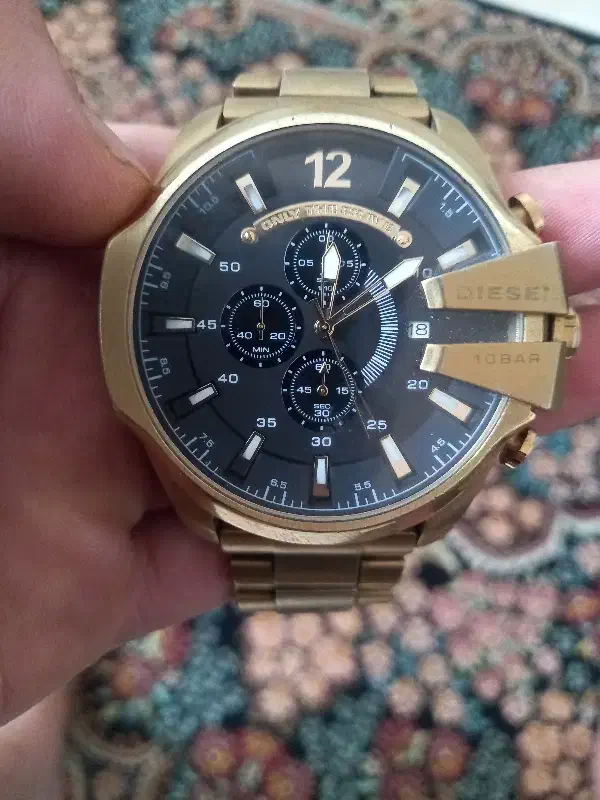 ساعت دیزل|ساعت|رشت, پیرسرا|دیوار