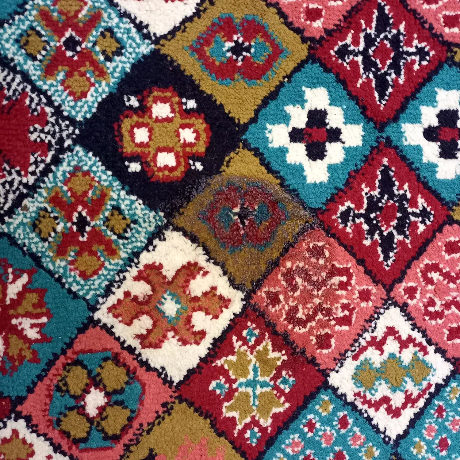 گبه طرح سنتی|گلیم، جاجیم، گبه|جوانرود, |دیوار