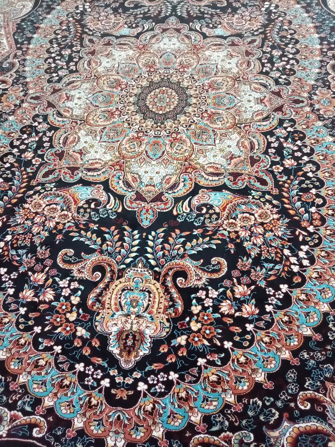 فرش 12 متری و9 متری|فرش|گرگان, |دیوار