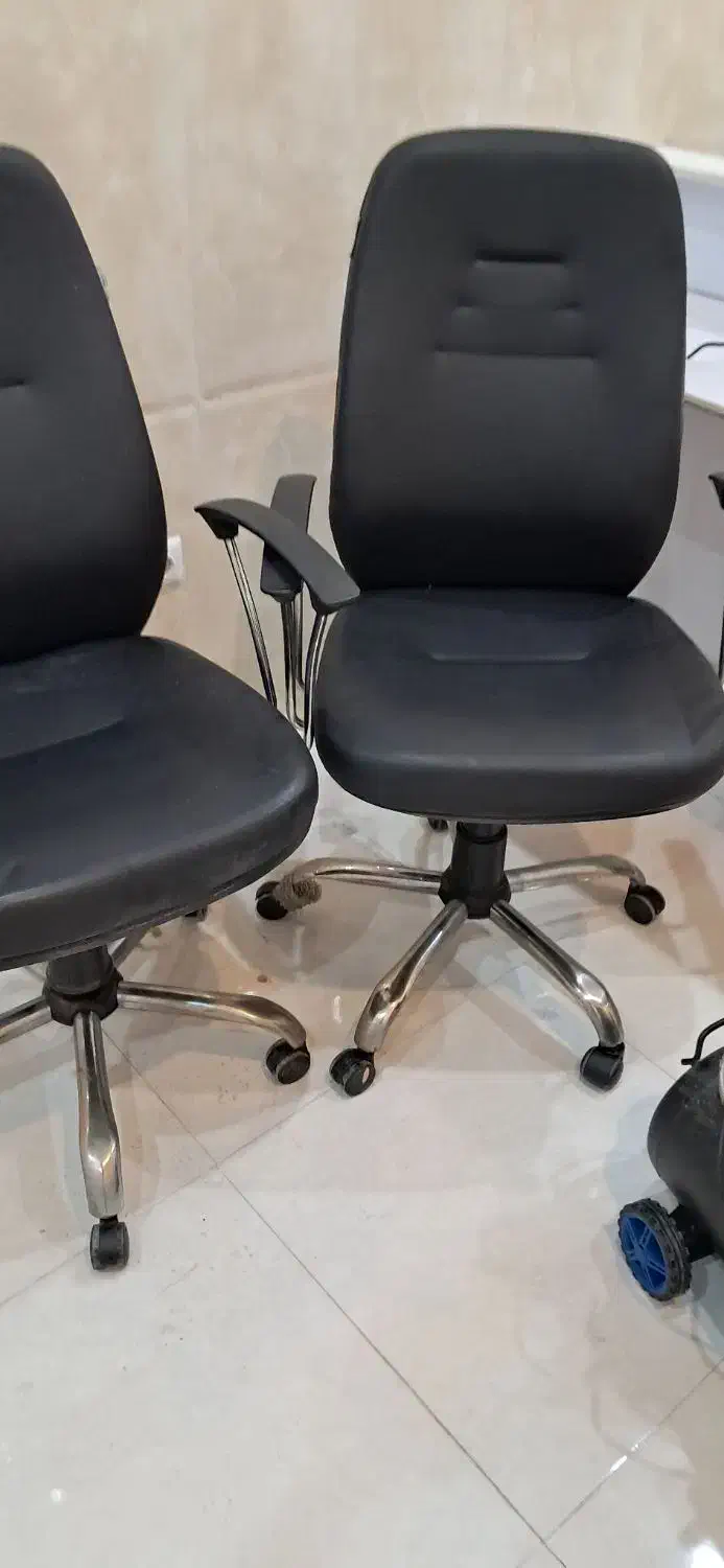 دوعدد صندلی چرخدار تنظیمی|صندلی و نیمکت|ساوه, |دیوار