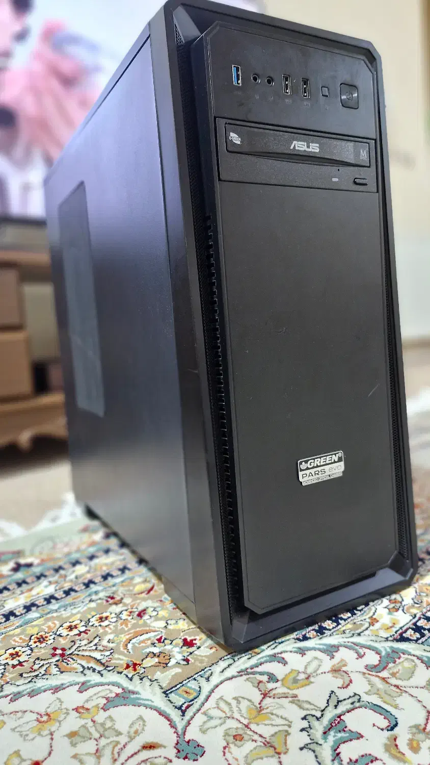 کیس مختص گیم وکارهای گرافیکی‌سنگین و برنامه نویسی)|رایانه رومیزی|ایلام, |دیوار