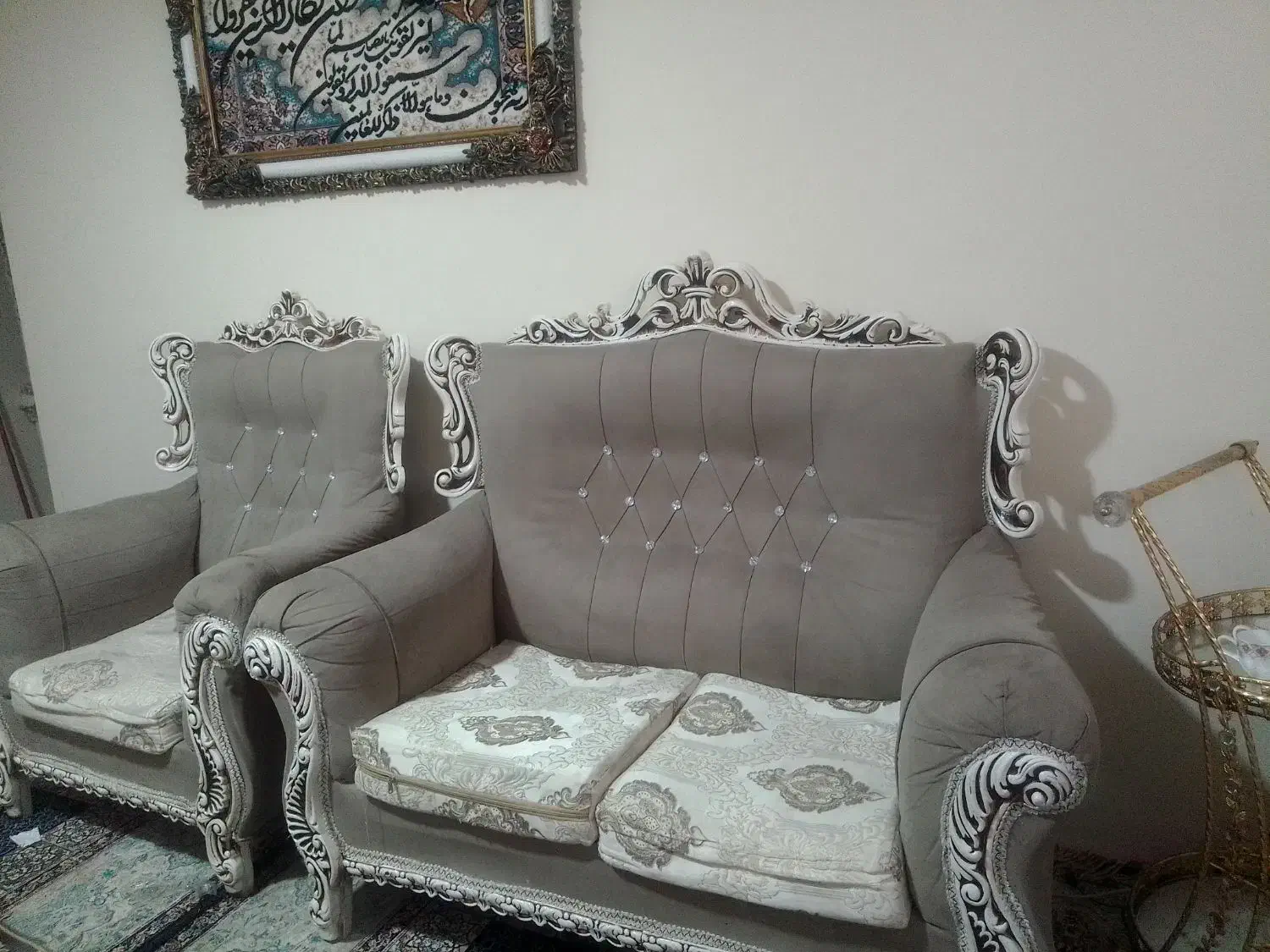مبل سلطنتی هفت نفره|مبلمان خانگی و میز عسلی|پرند, فاز ۶|دیوار