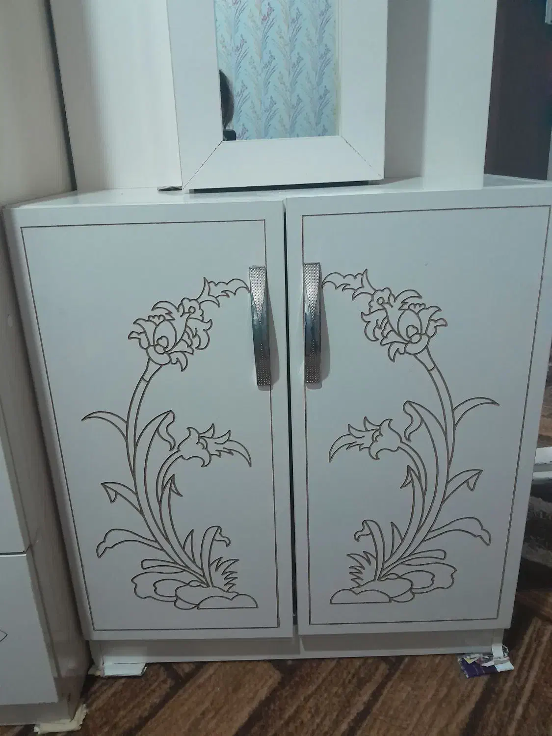 جاکفشی|جاکفشی، کمد، دراور|اردبیل, |دیوار