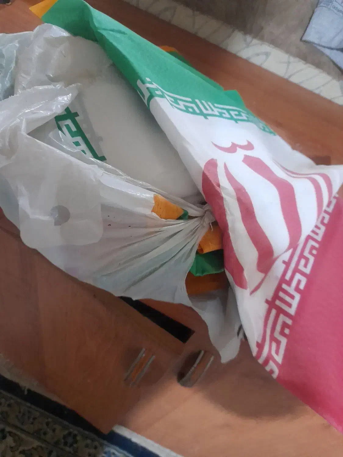 پرچم نو موجود|گردهمایی و همایش|مشهد, امامیه (شهرک غرب)|دیوار