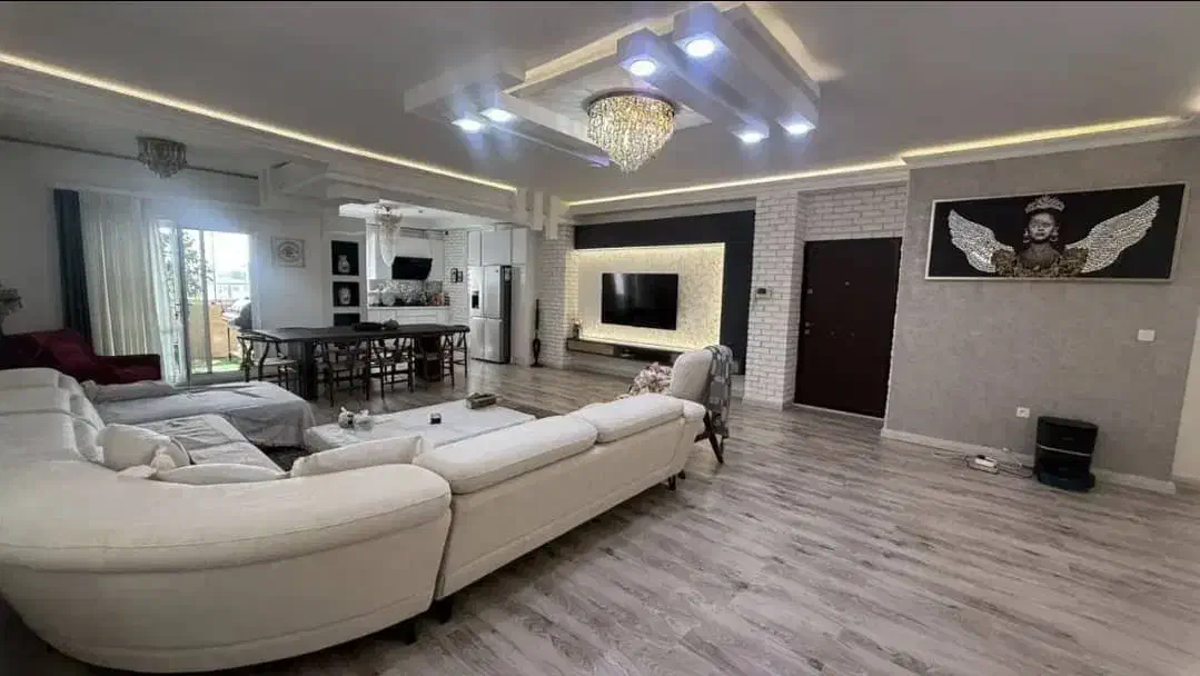 ۲۰۳ متر / نقشه دیدنی / مشاعات تمیز / تراس بزرگ|فروش آپارتمان|تهران, قلهک|دیوار