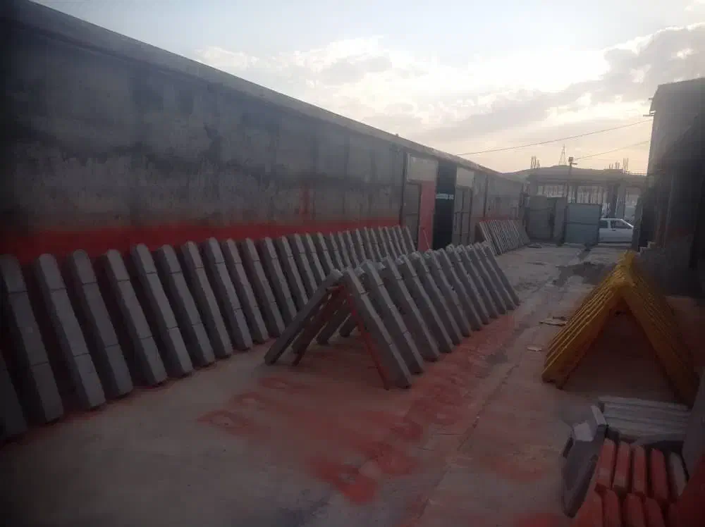 سوله|فروش دفتر صنعتی، کشاورزی، تجاری|میانه, |دیوار