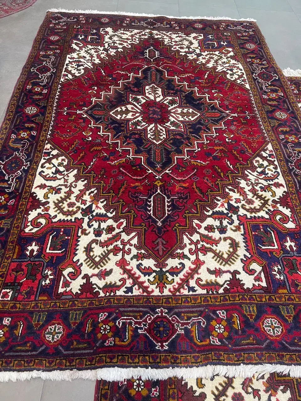 فرش دستباف (بساک)جفت نقشه هریس درحد نو|فرش|مشکین‌دشت, |دیوار