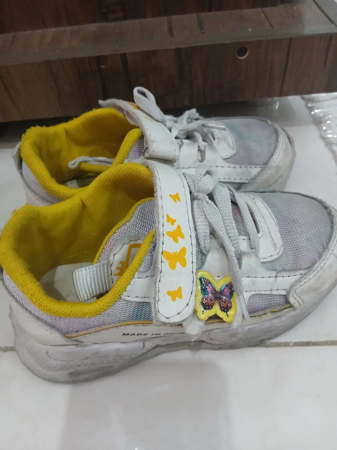 کفش دخترانه|کفش و لباس بچه|گرگان, |دیوار