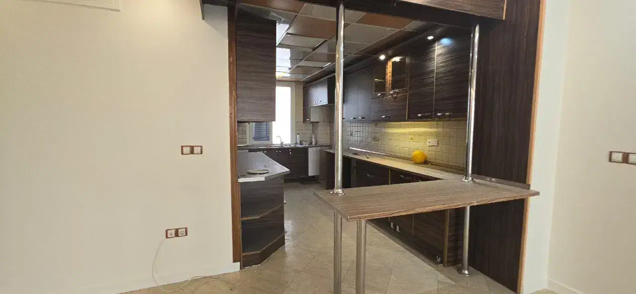 رهن و اجاره آپارتمان ۱۰۵ متری صادقیه