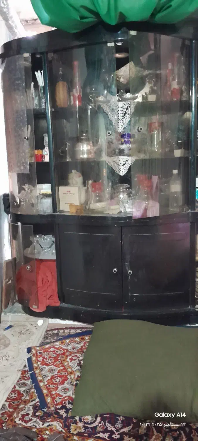 ویترین ظرف|مبلمان خانگی و میز عسلی|قم, جوی شور|دیوار