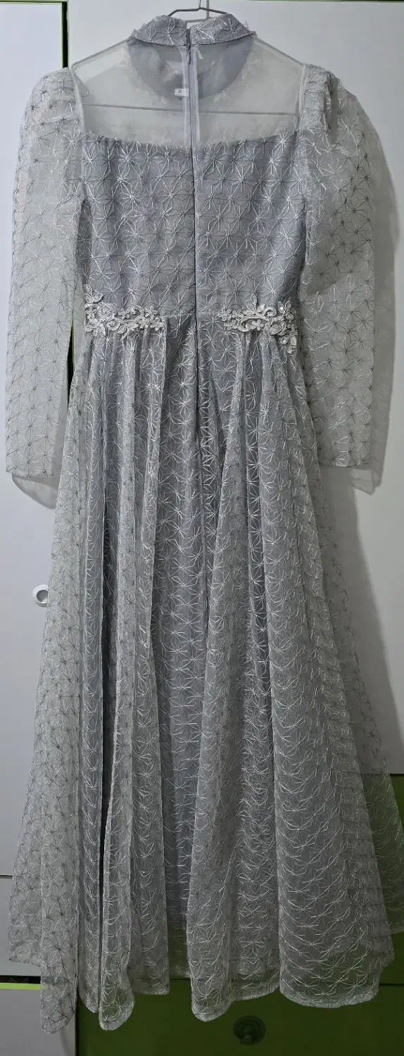 پیرهن مجلسی (دخترانه)|لباس|هشتگرد, مدرس|دیوار