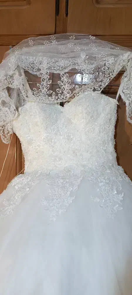 لباس|لباس|اصفهان, شیخ طوسی|دیوار