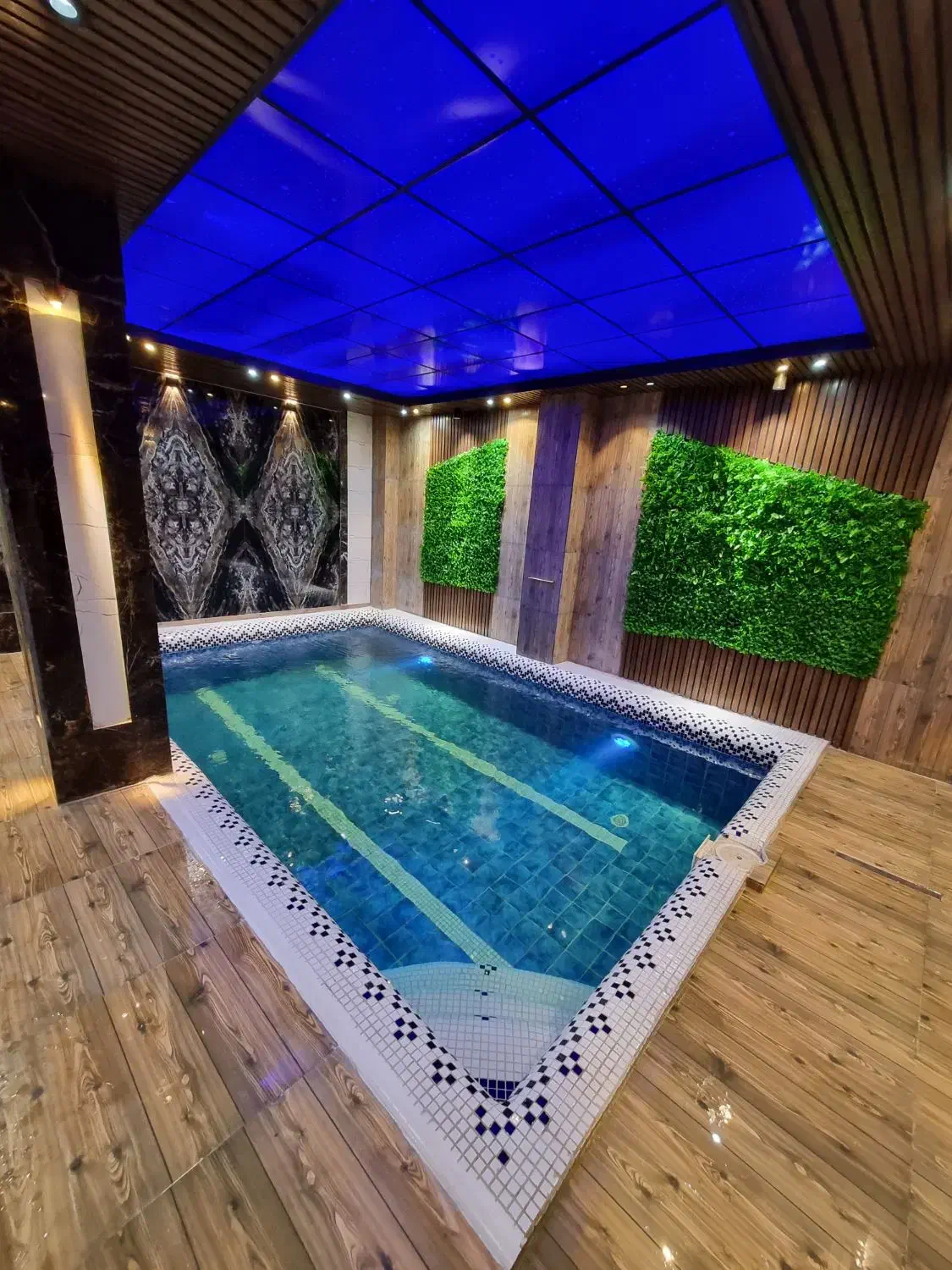 ویلااستخردار ساحلی|اجارهٔ کوتاه‌مدت ویلا و باغ|بندر انزلی, چهارفریضه|دیوار