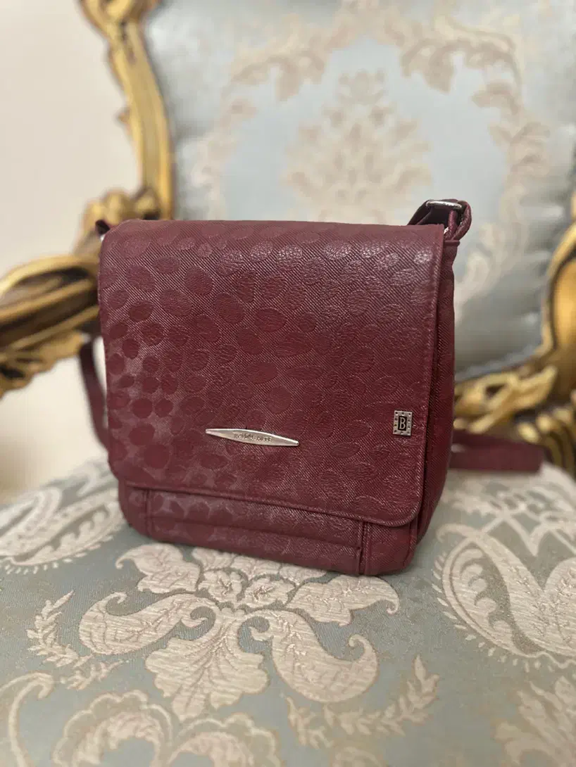 دو عدد کیف جادار|کیف، کفش، کمربند|تبریز, |دیوار