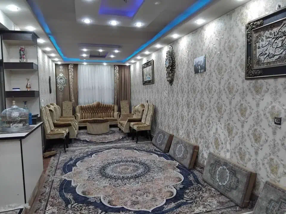 فروش آپارتمان۹۰متریاس/طبقه۱/حصارک پایین اسلامشهر|فروش آپارتمان|اسلامشهر, شهرک سعیدیه|دیوار