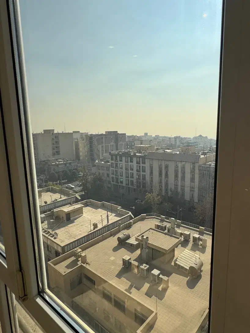 ۱۳۰متر /۲ساله / شهران/فول امکانات/مطبخ‌و‌لاندری