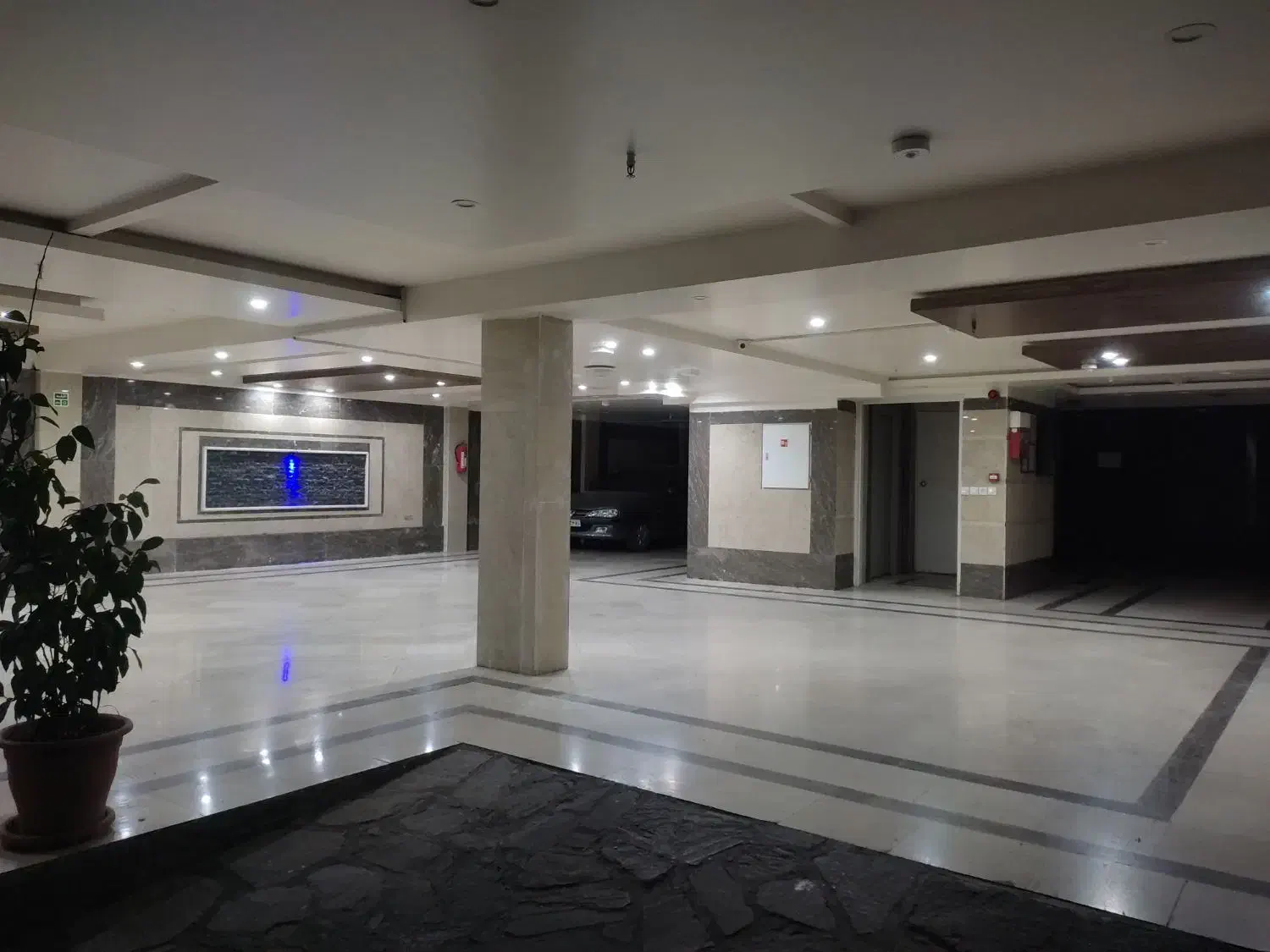 102 متر 8 ساله فول ، فرعی دنج طاهری تهرانپارس