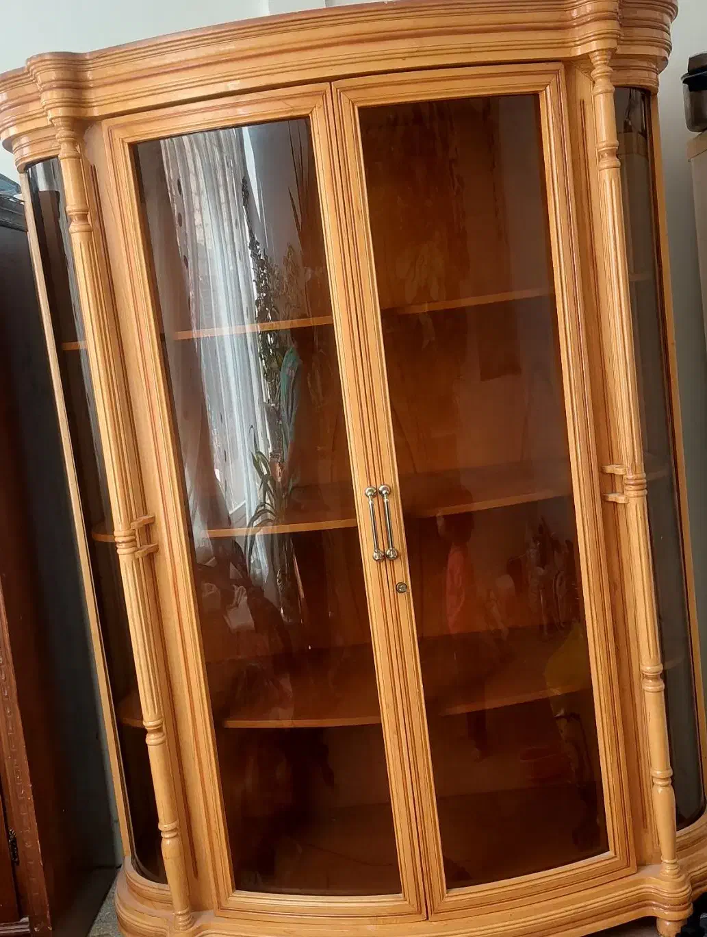 ویترین|بوفه، ویترین، کنسول|برخوار, |دیوار