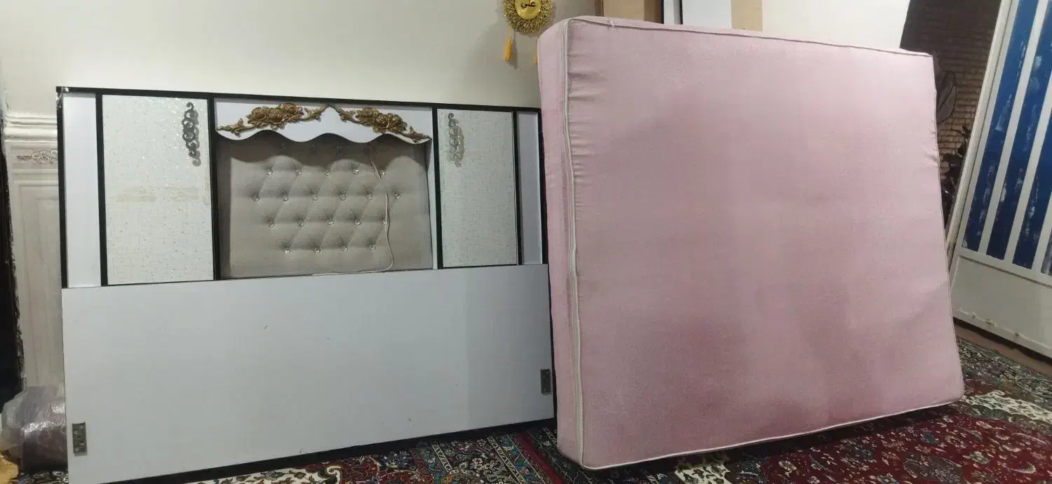 تخت خواب دو نفره|تخت و سرویس خواب|باوی, |دیوار