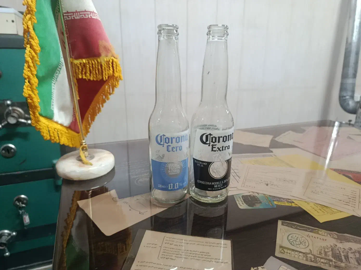 بطری شیشه ای|ظروف نگهدارنده، پلاستیکی، یک‌بارمصرف|اندیشه, شهرک صدف|دیوار