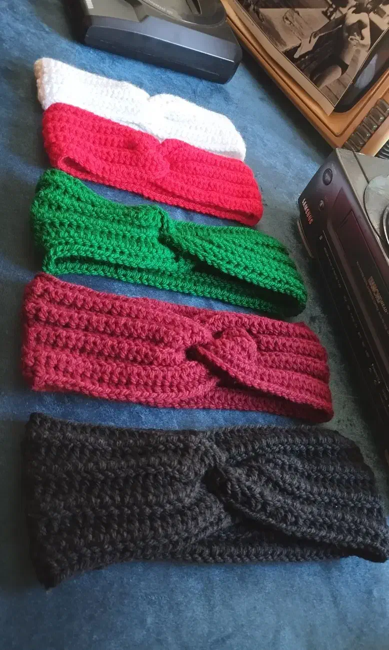 هدبند|لوازم خیاطی و بافتنی|رشت, منظریه|دیوار