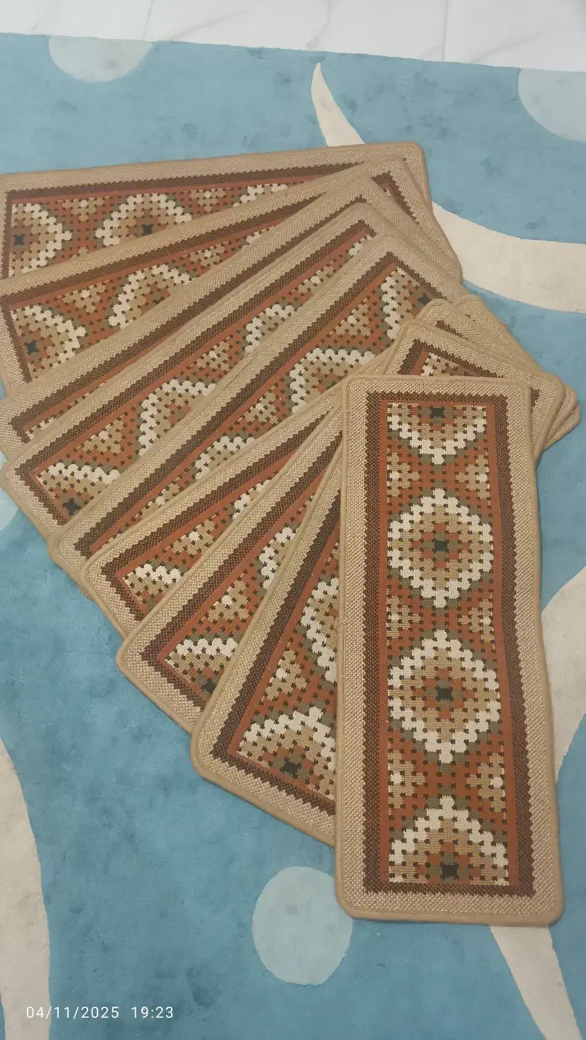 گلیم فرش کرم قهوه ای ۶ متری|گلیم، جاجیم، گبه|همدان, |دیوار