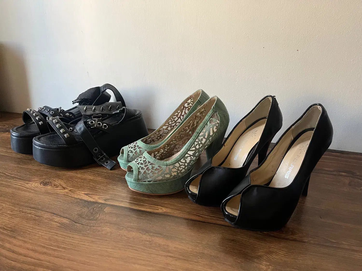 کفش پاشنه بلند درحدنو|کیف، کفش، کمربند|اسلام‌شهر, شهرک واوان|دیوار