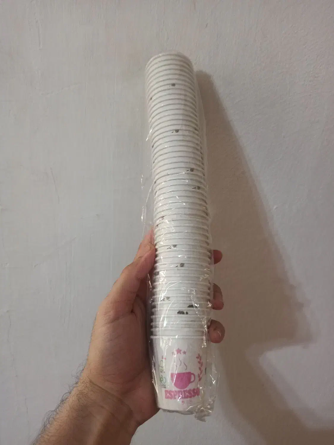 لیوان|ظروف نگهدارنده، پلاستیکی، یک‌بارمصرف|رشت, کاکتوس|دیوار