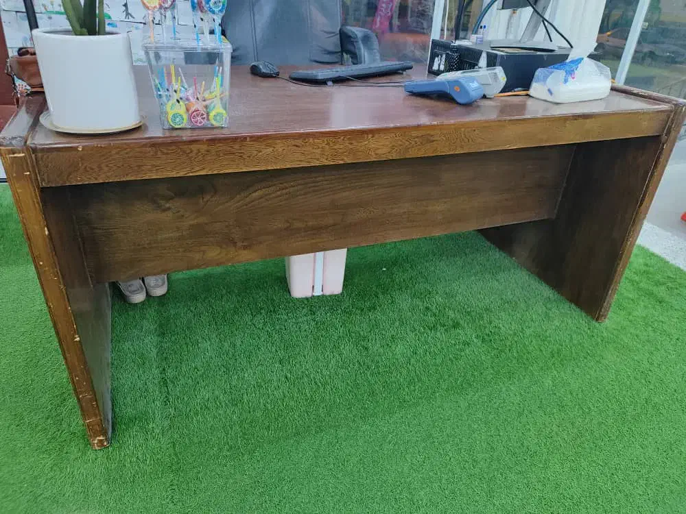 میز|مبلمان اداری|بیرجند, |دیوار