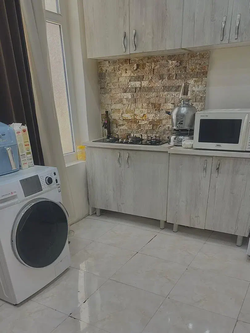 دربستی ۶۵مترزمین دوواحد۴۰متری مجزا و سوییت ۲۰متری