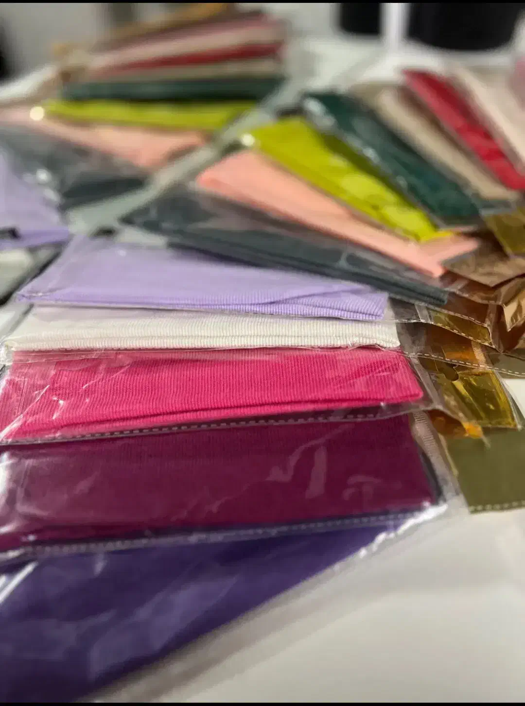 هدبند کبریتی|لباس|اردبیل, |دیوار