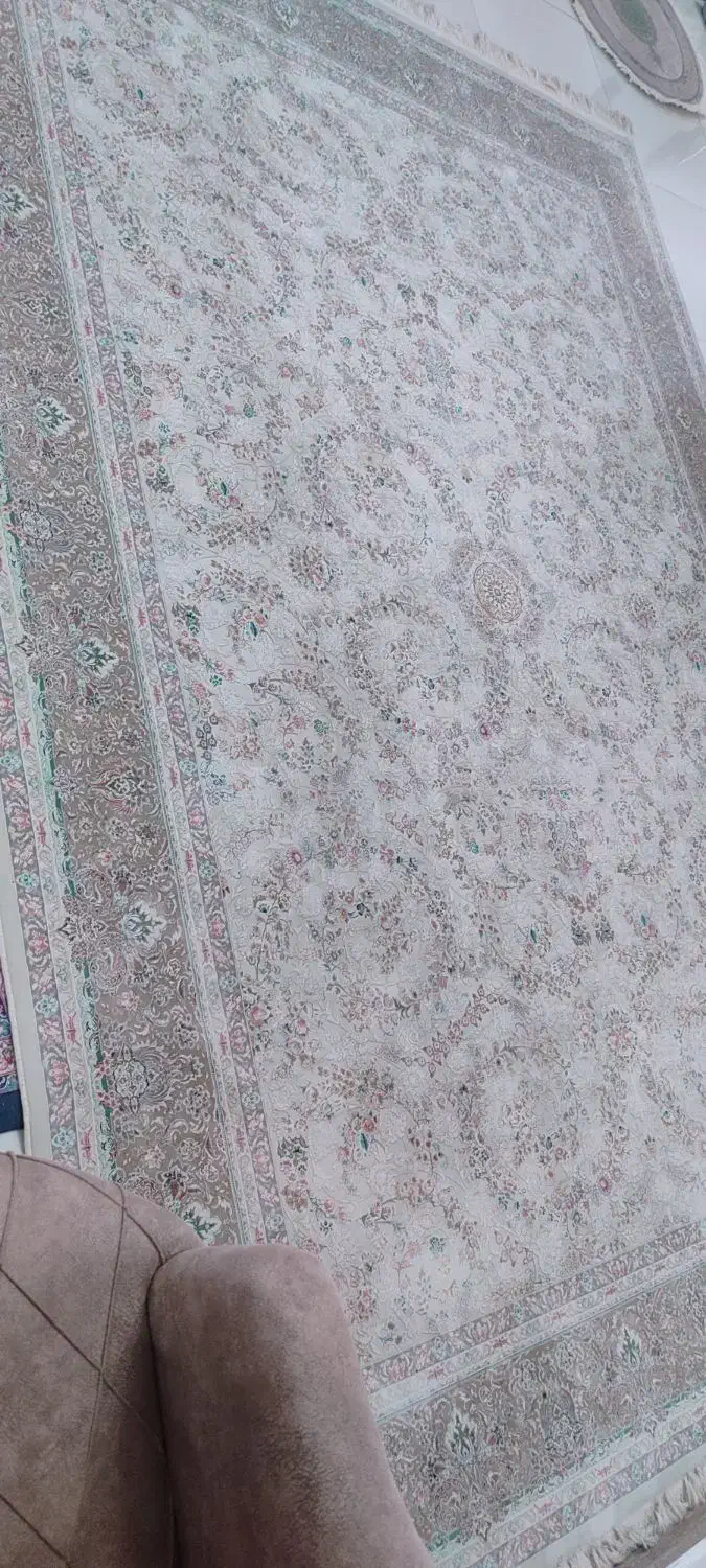 دو عدد فرش 9 متری کاملا سالم و در حدنو|فرش|رشت, پیرکلاچای|دیوار