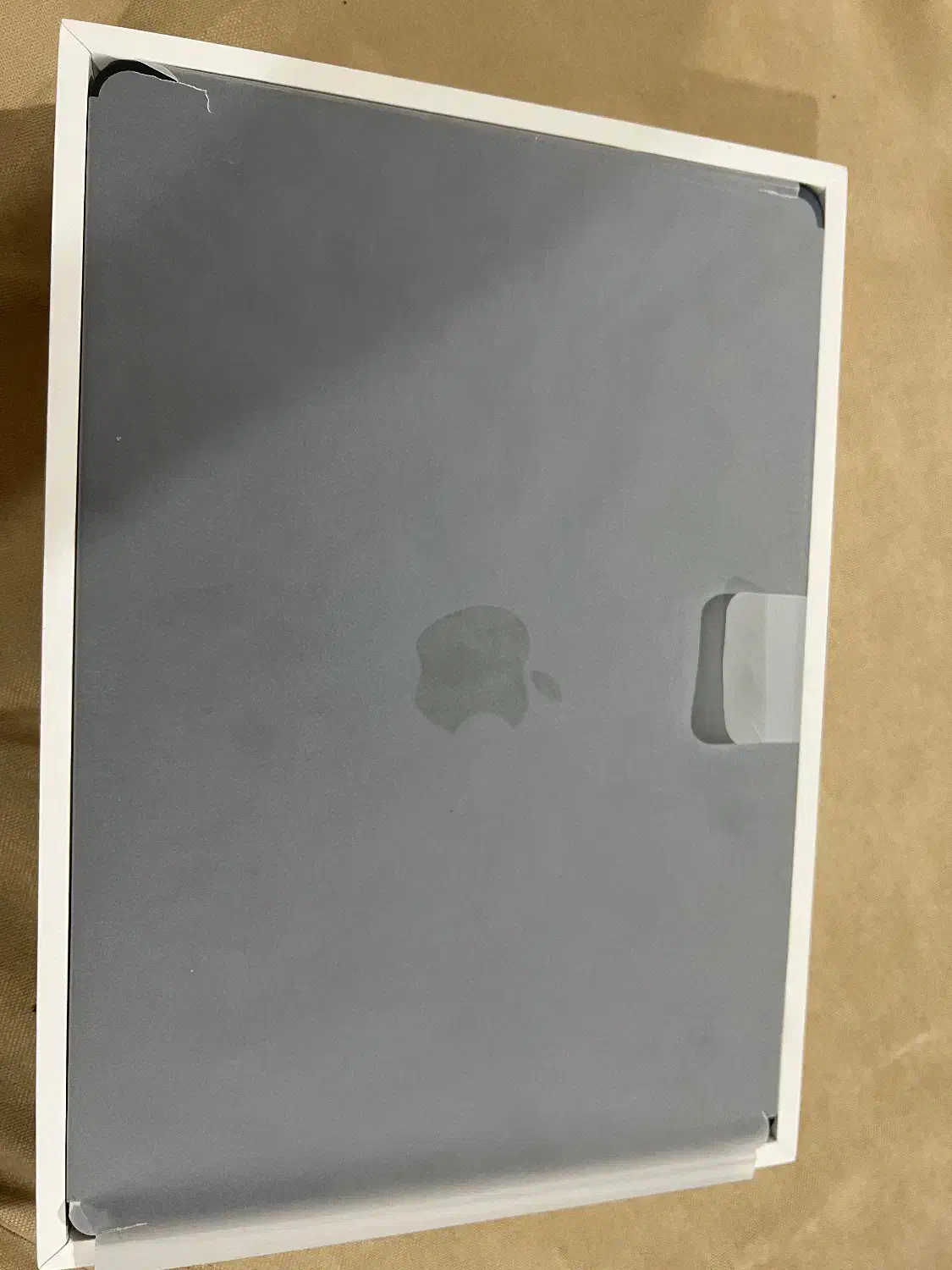 مک بوک mac book ایر Air M4|رایانه همراه|شیراز, پشم شیشه|دیوار