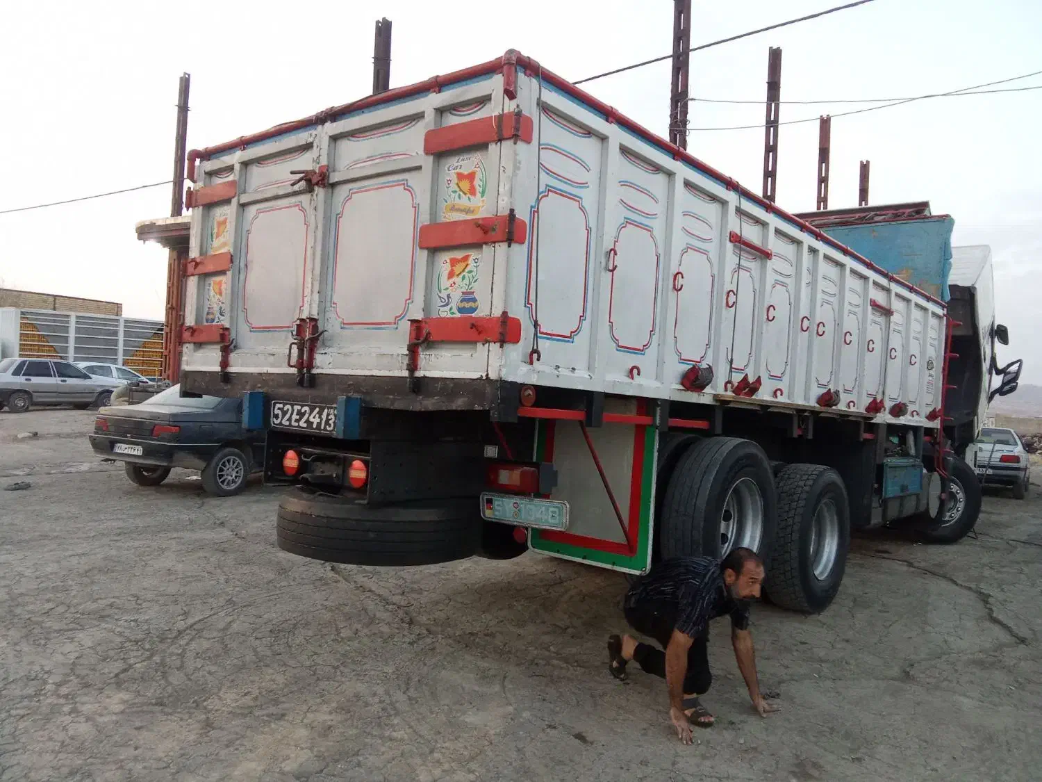 اطاق عقب اف ام 9 ده چرخ|خودرو سنگین|تهران, یاخجی آباد|دیوار