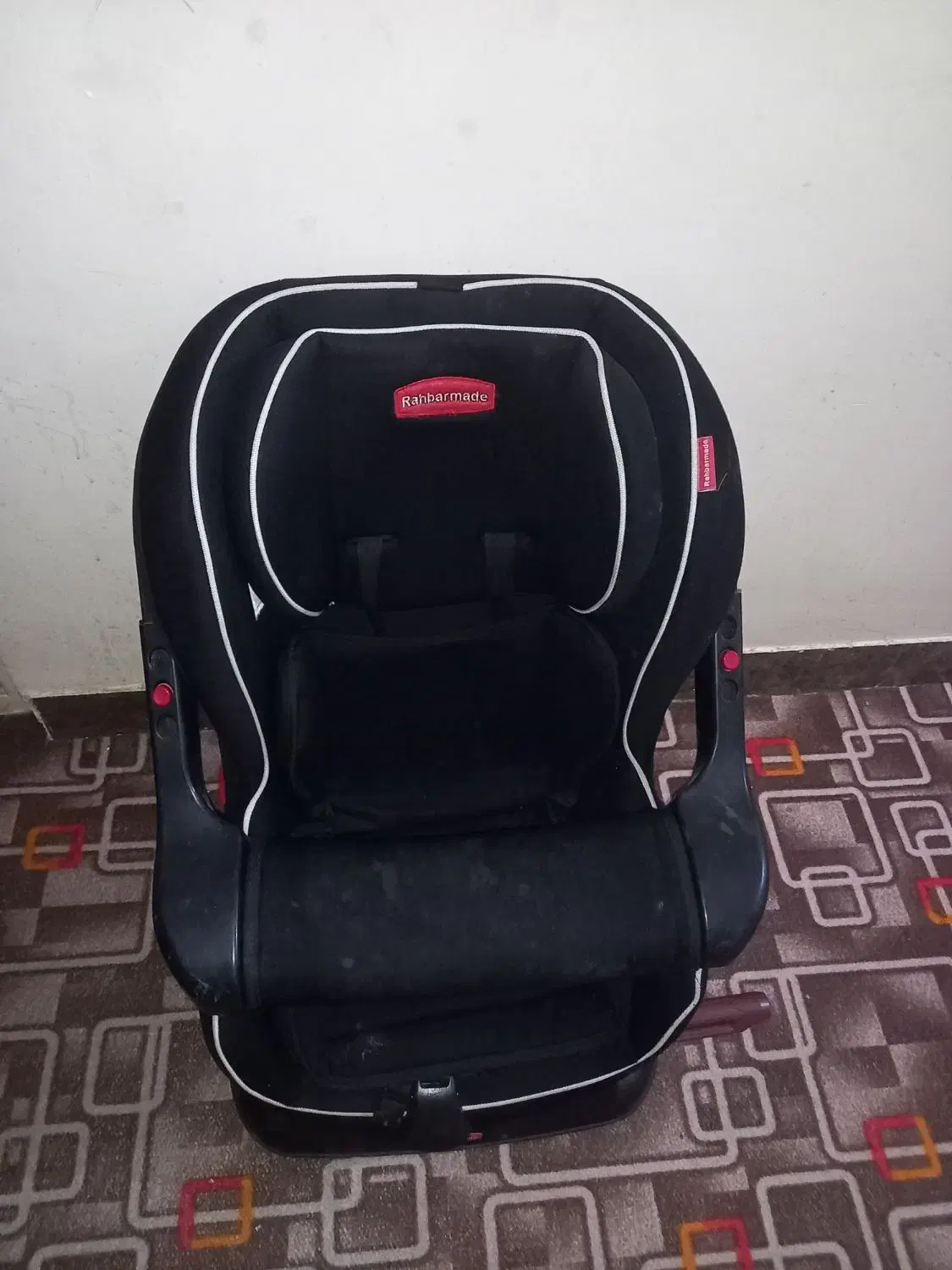 صندلی ماشین کودک|تخت و صندلی بچه|کرمان, |دیوار