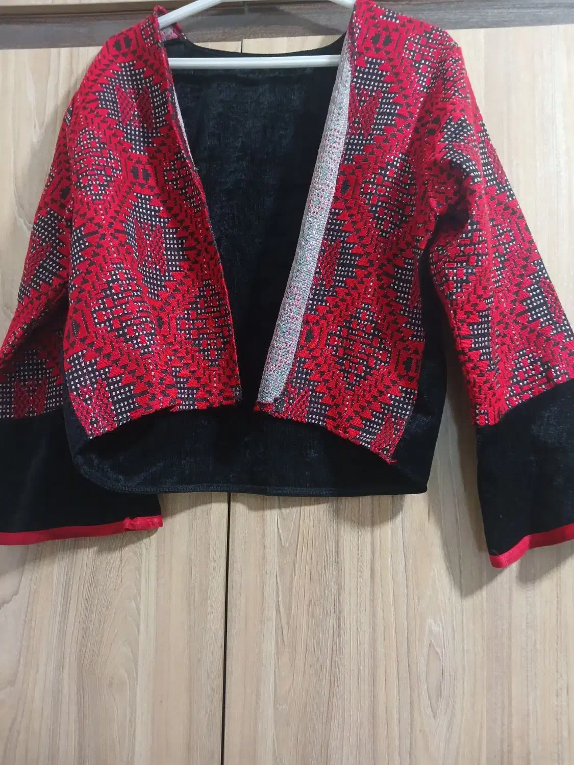 لباس یلدای|لباس|مشهد, نظام دوست|دیوار