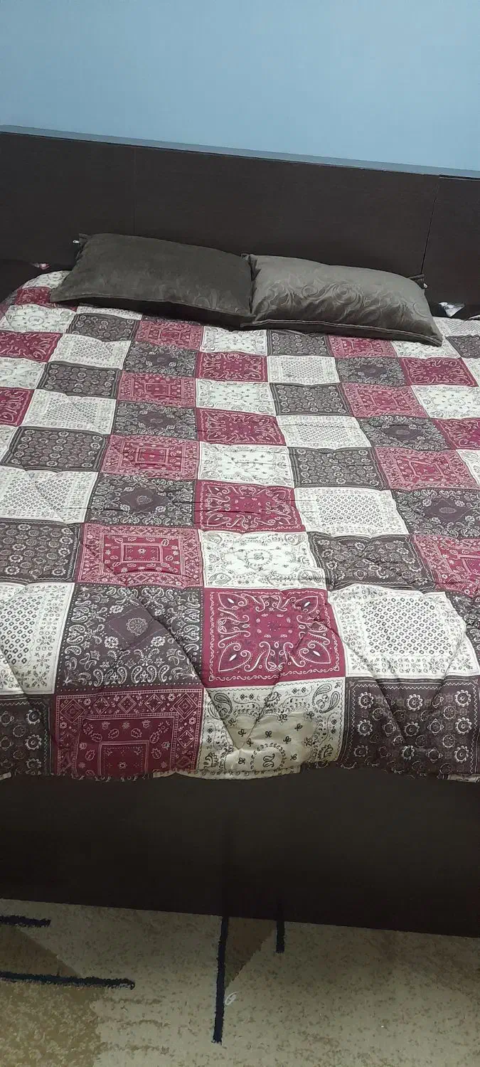 فروش تخت دونفره و مبل راحتی ۹نفره|تخت و سرویس خواب|شیروان (خراسان), |دیوار