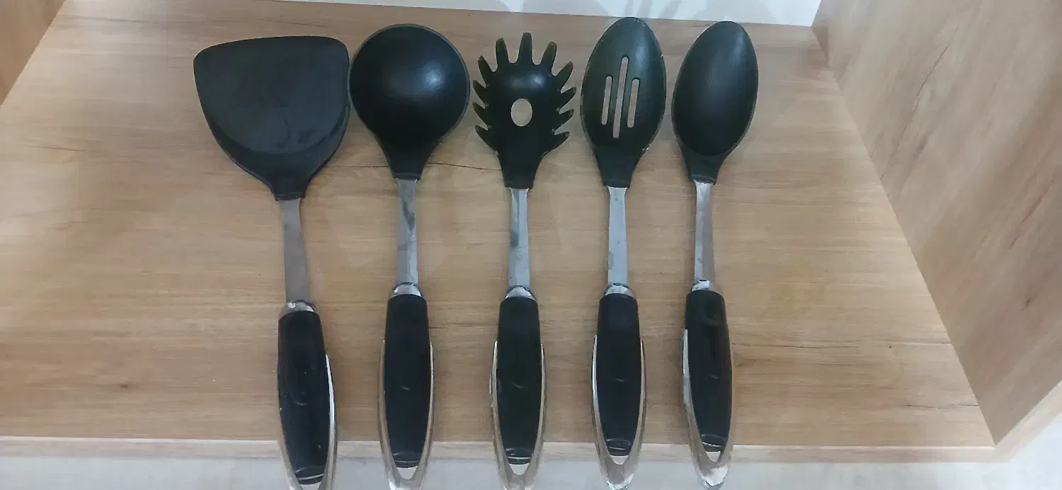 تعدادی وسایل آشپزخونه|ظروف پخت‌وپز|همدان, |دیوار