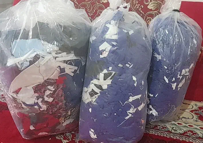 خرده پارچه اضافه سردوز|لوازم خیاطی و بافتنی|شیراز, فخرآباد (دروازه کازرون)|دیوار