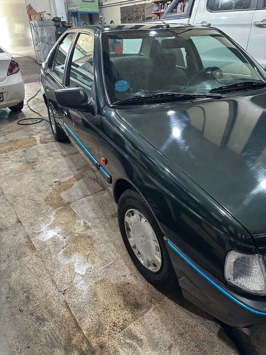 پژو ۴۰۵   ۲۰۰۰|خودرو سواری و وانت|تهران, قاسم‌آباد|دیوار