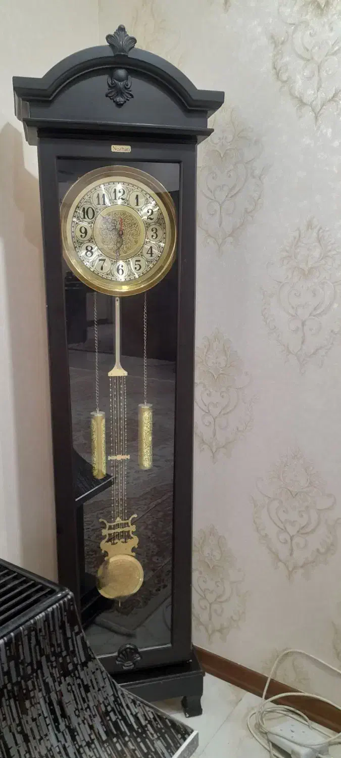 ساعت ایستاده سالم|ساعت دیواری و تزئینی|قوچان, |دیوار