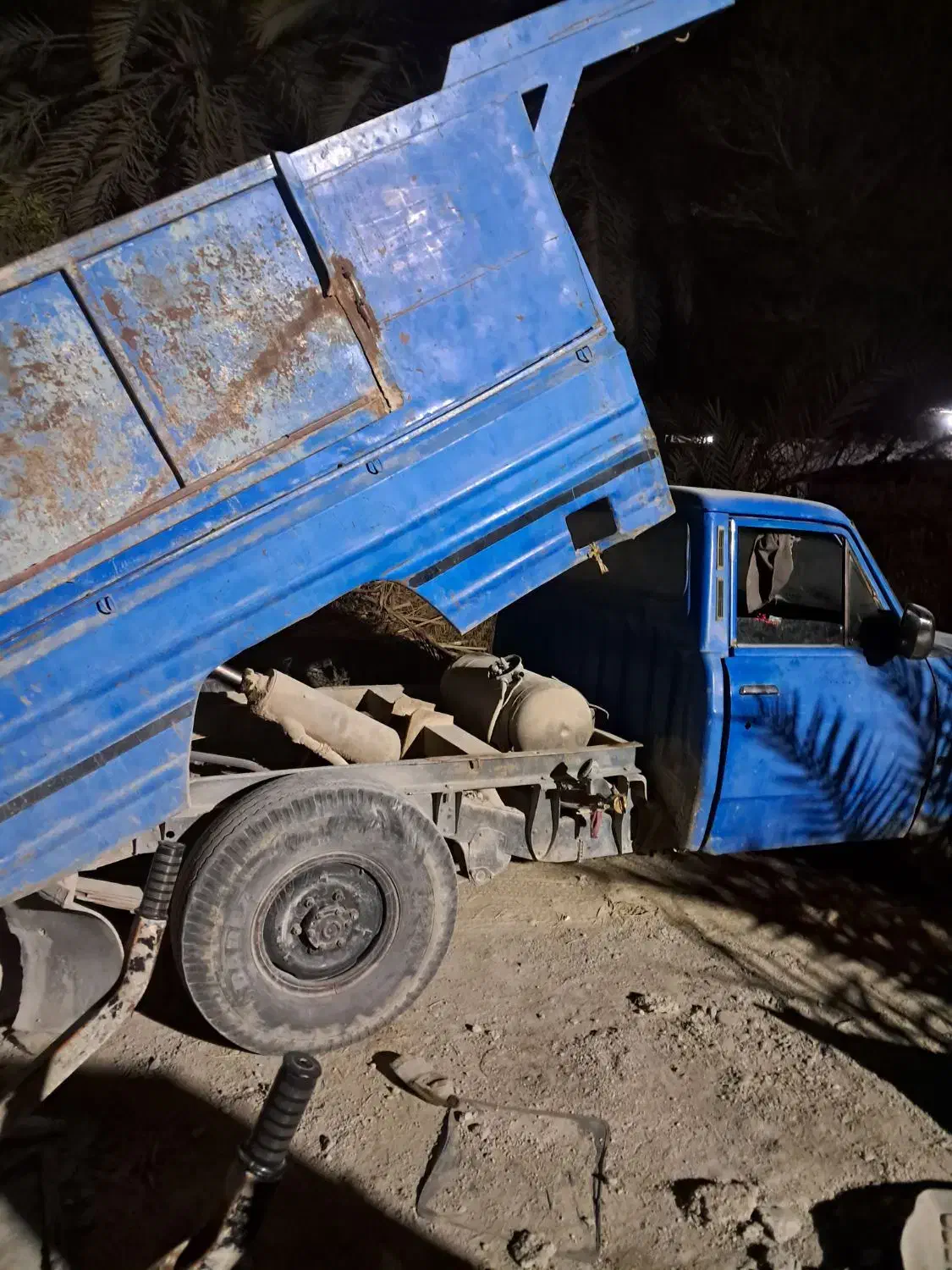 فروش نیسان کمپرسی|خودرو سواری و وانت|بندرعباس, |دیوار