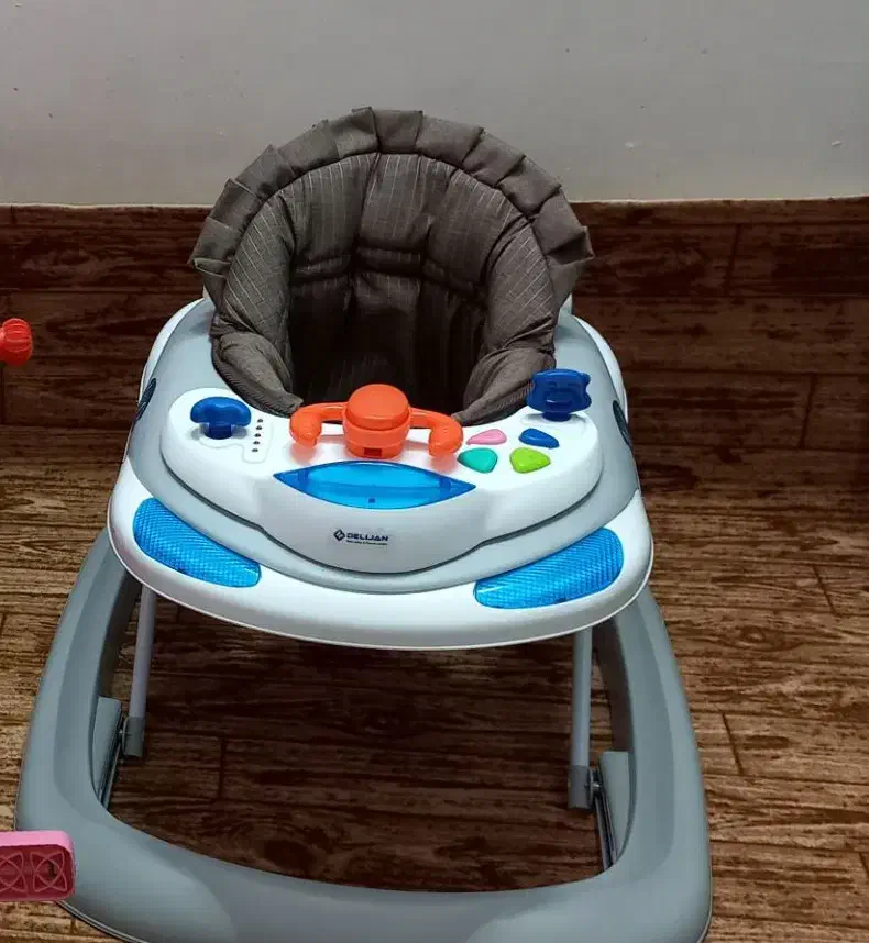 کالسکه وسرویس کودک|کالسکه و لوازم جانبی|اشترینان, |دیوار